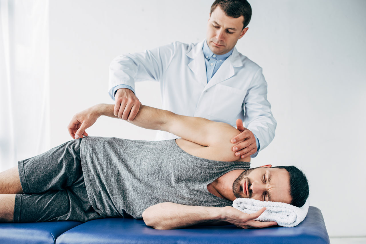 Conoce las causas del dolor muscular persistente, sus síntomas de alerta y cuándo buscar atención médica en Guanajuato Capital.