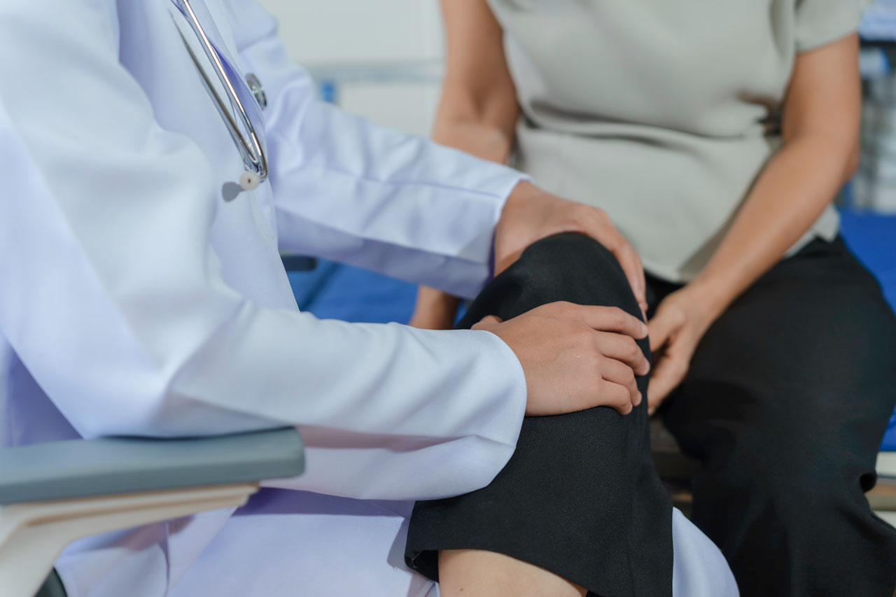 Descubre las causas del dolor de rodilla, sus síntomas más frecuentes y las opciones de atención médica disponibles en Guanajuato Capital.